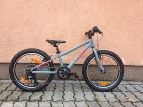 CUBE  ACID 200    20 col Gyerek  MTB